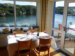 The Heron'S Cove Goleen Экстерьер фото